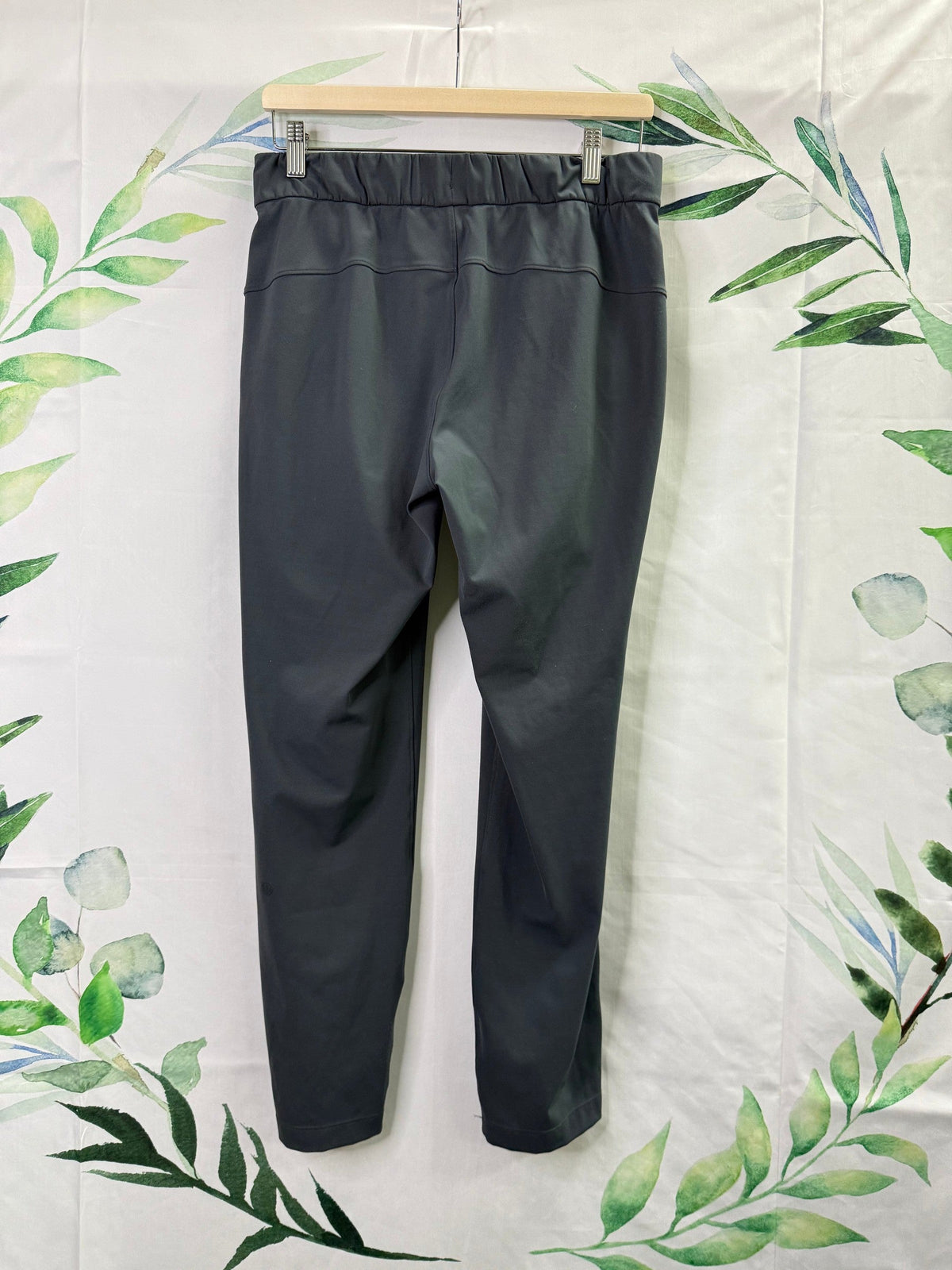 Lululemon On The Fly MR Pant 28” (6)