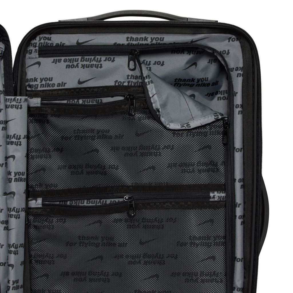 Nike Carry-On Luggage 22" Hardshell (52L)