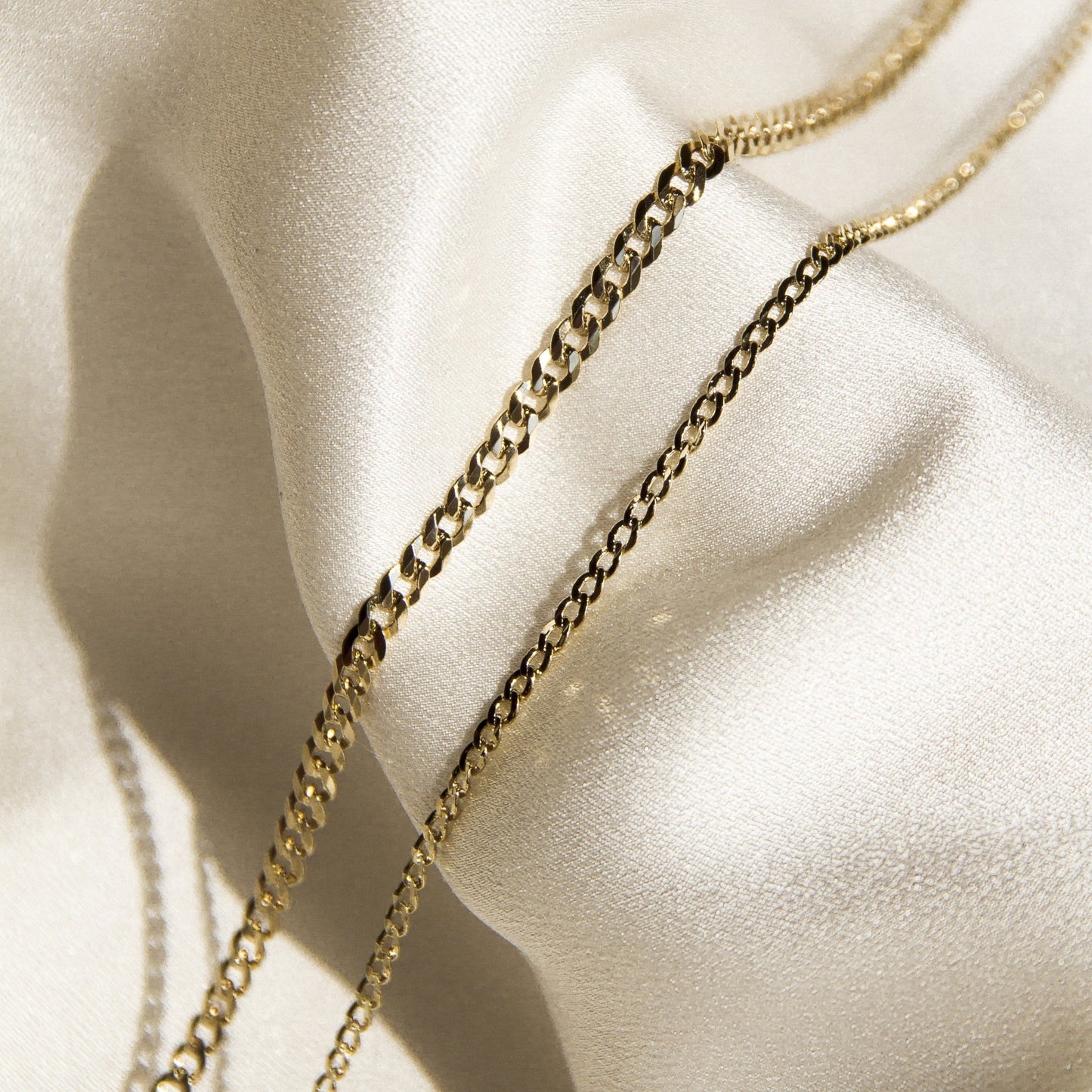 Medium Gold Curb Chain Necklace