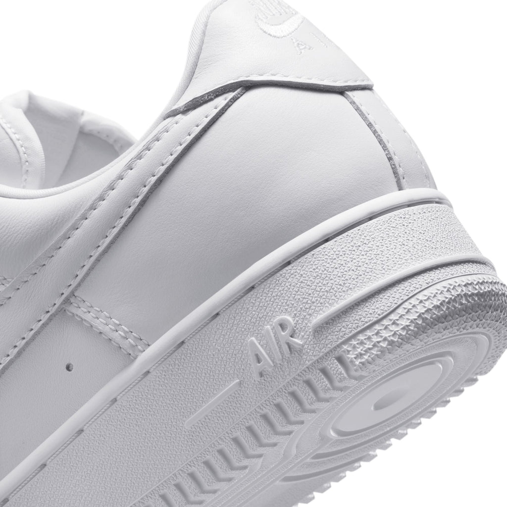 Nike Air Force 1 '01 (White/White/White)