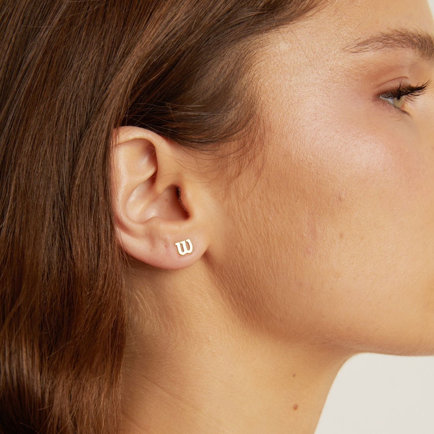 Aurate x Wilson: W Stud Earrings